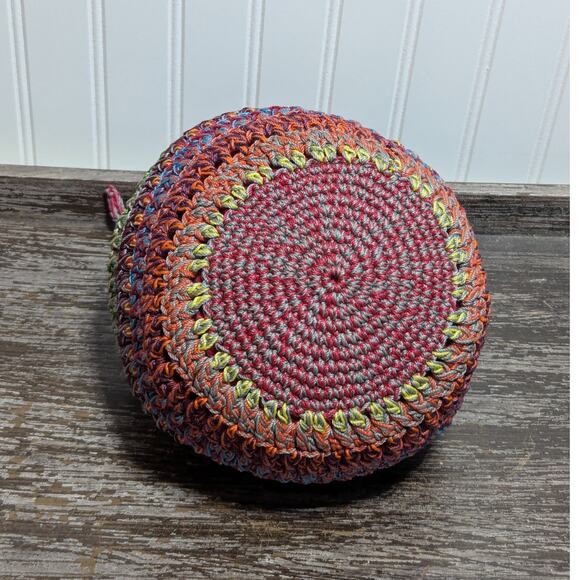 Mudd Women's Woven Multicolor Crossbody Small Drawstring Bag - Picture 4 of 6